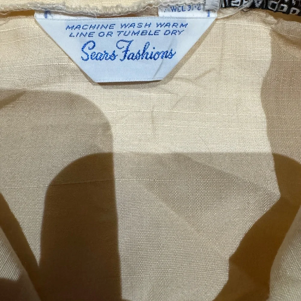 NWOT 1970s does 40s Sears Fashions Cream Lace Inset, Knife Pleats, Gold Leaf But